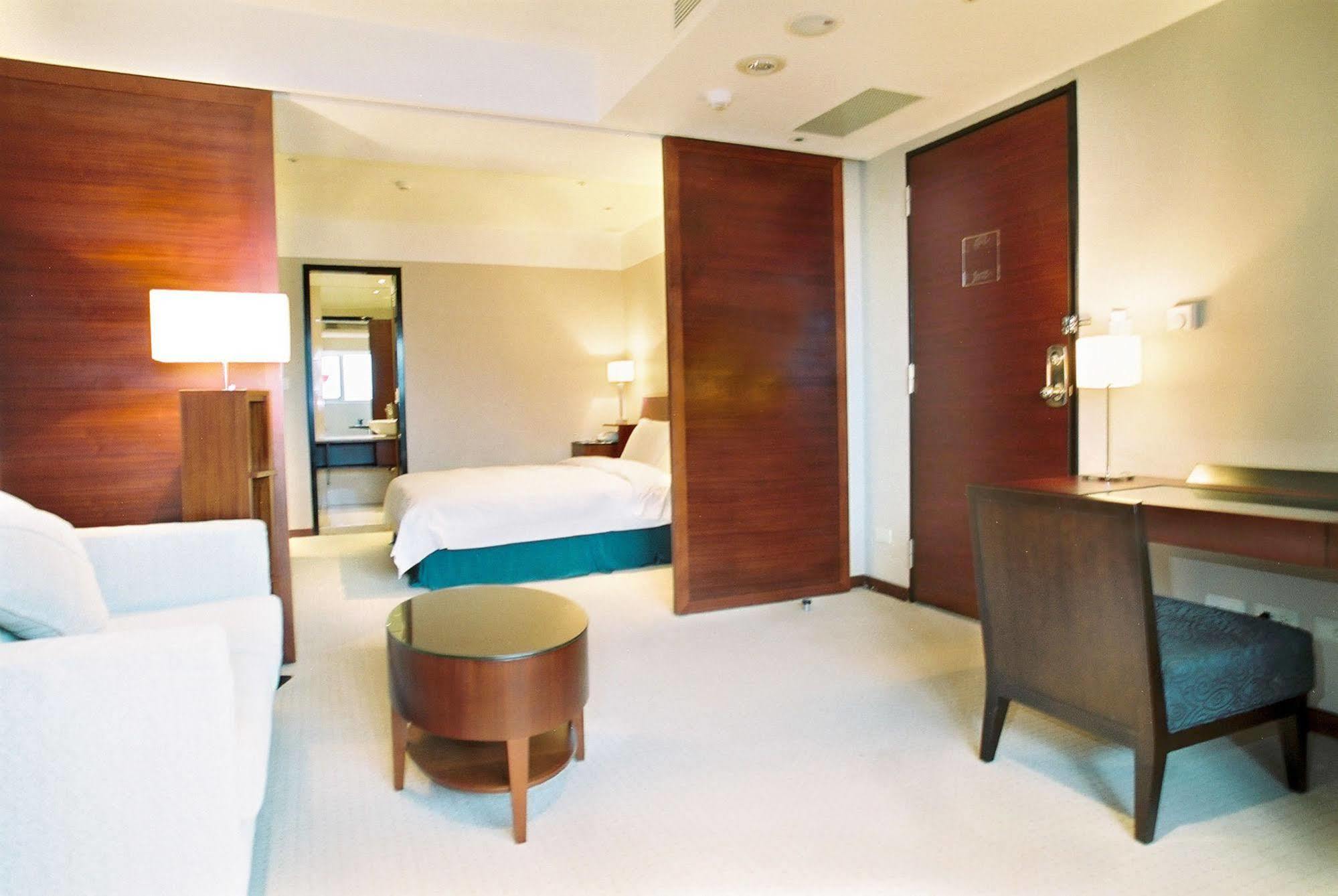 Family Hotel Taipei Csungho Kültér fotó