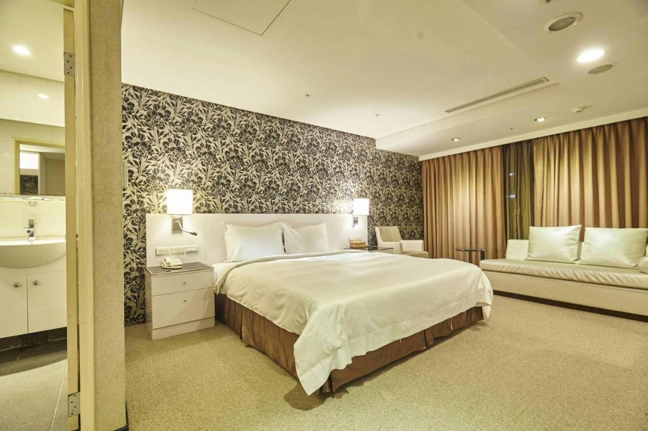 Family Hotel Taipei Csungho Kültér fotó