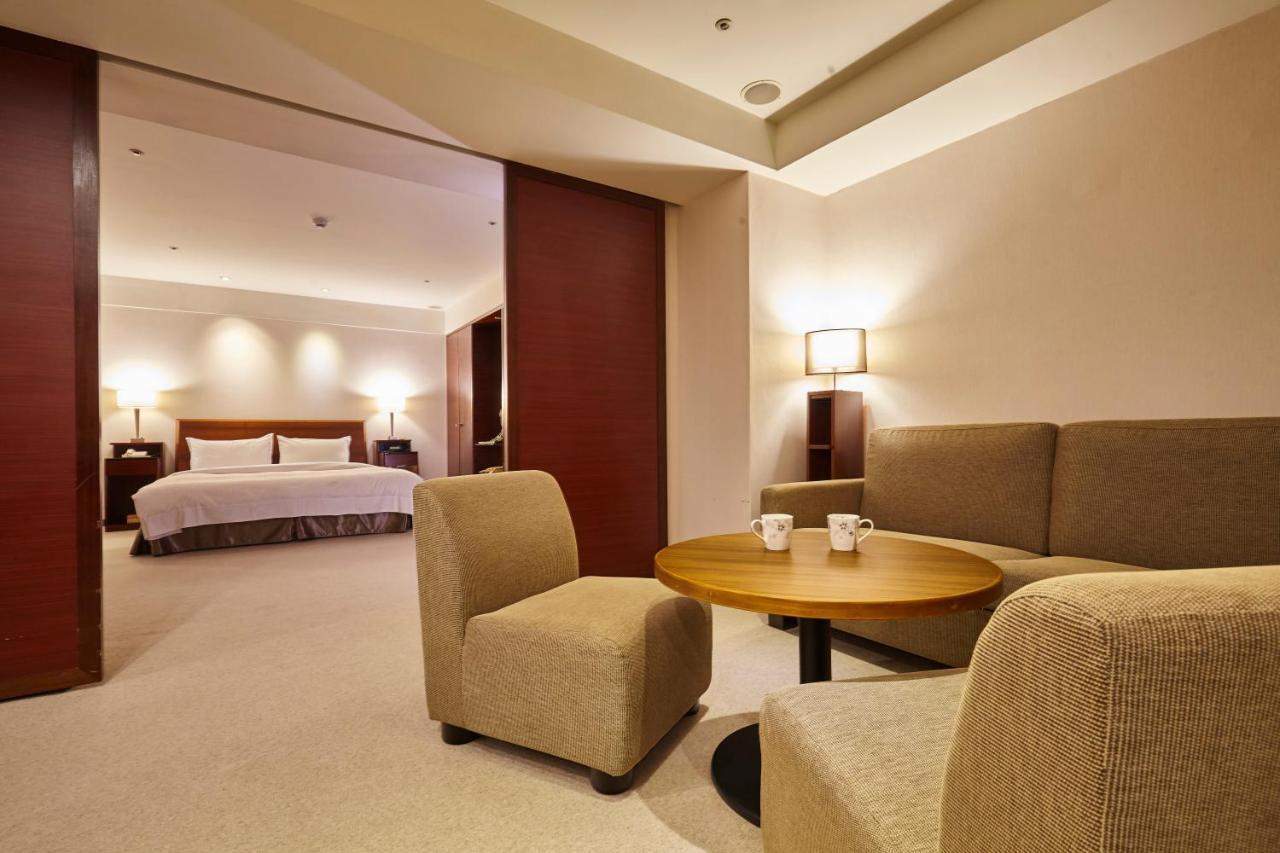 Family Hotel Taipei Csungho Kültér fotó