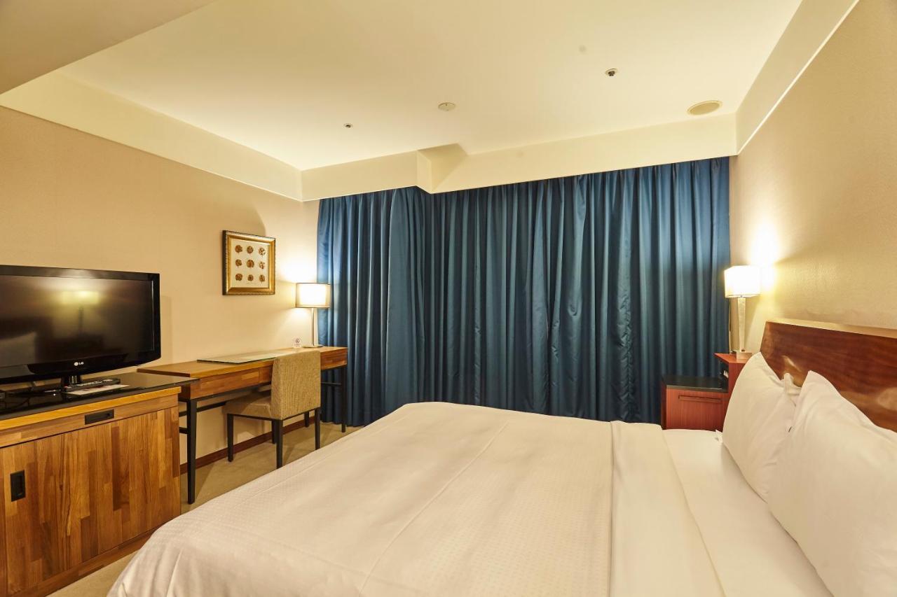 Family Hotel Taipei Csungho Kültér fotó
