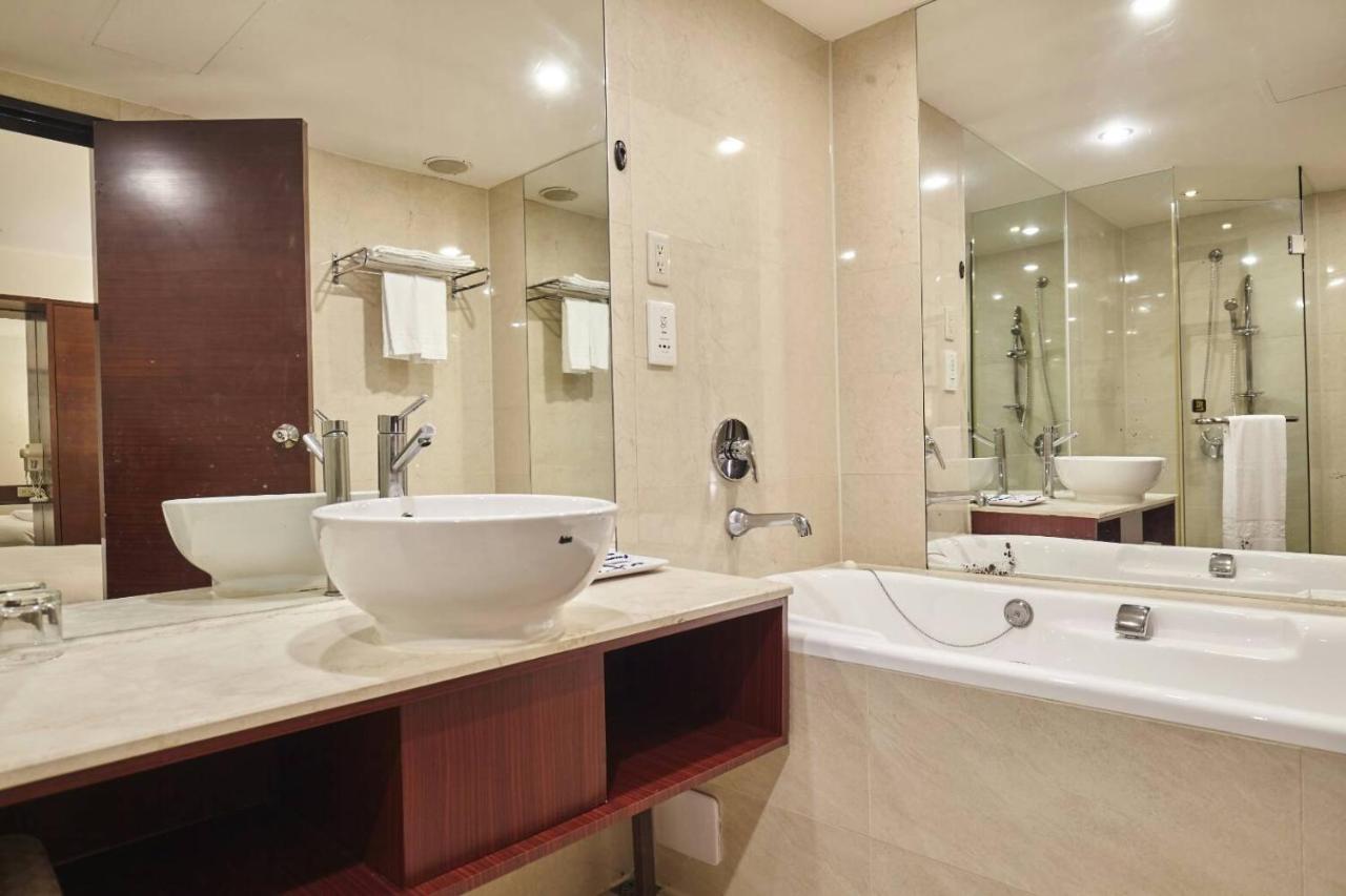 Family Hotel Taipei Csungho Kültér fotó