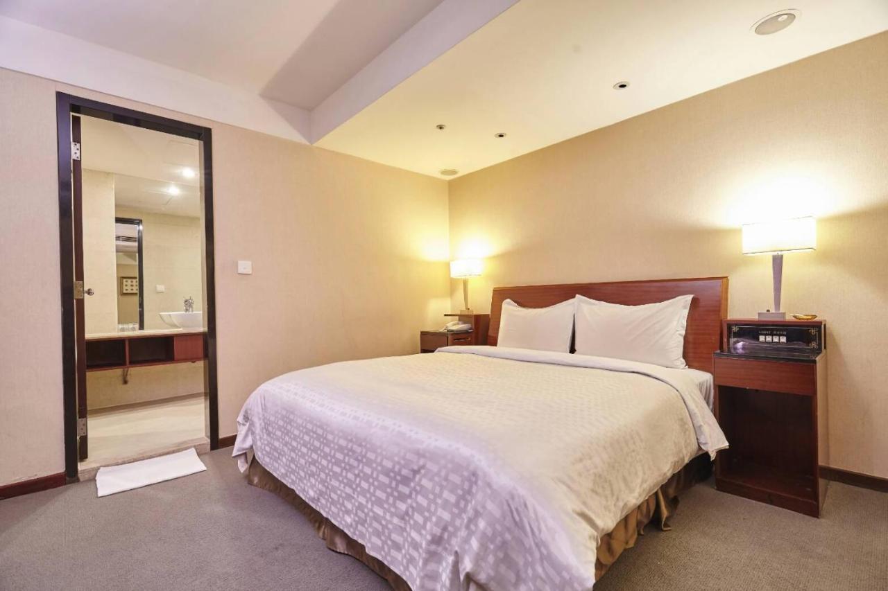 Family Hotel Taipei Csungho Kültér fotó